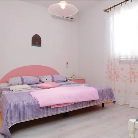 Albergue Dragan's Den Korčula