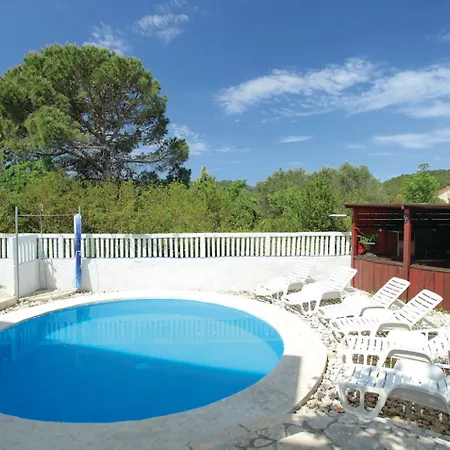 Albergue Dragan's Den Korčula