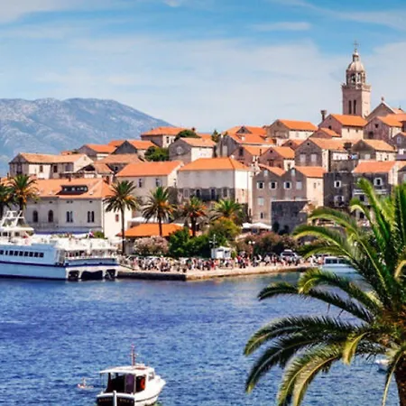 Dragan's Den Albergue