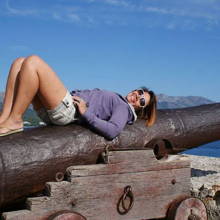 Dragan's Den * קורצולה