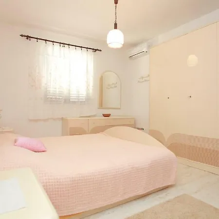 Dragan's Den Korčula